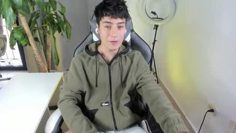 Snapshot of sebas_rosse chatting on February 2026 03:53:01 PM sebastian online show from February 2026 03:53:01 PM