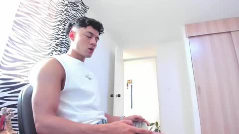 Snapshot of sebastian_dash chatting on March 2025 08:42:02 PM SEBAS online show from March 2025 08:42:02 PM