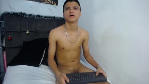 Snapshot of sebastian_n_alinson chatting on December 2024 06:19:01 AM sebastian n alinson online show from December 2024 06:19:01 AM
