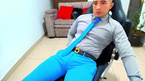 juan  sebastian online show from February 2025 03:28:02 PM