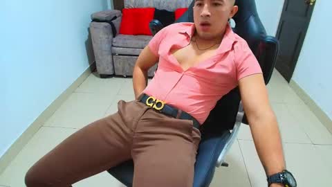 juan  sebastian online show from February 2025 02:16:02 PM