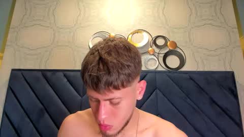  Sebastian  online show from September 2025 01:22:01 PM