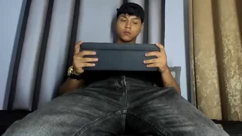 sebastiann_04 online show from June 2026 11:05:01 AM
