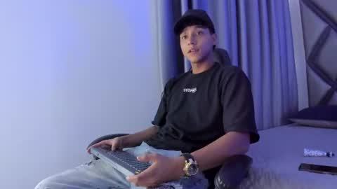 sebastiann_04 online show from July 2026 07:20:02 PM