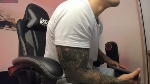 Lucian Sinclair online show from December 2024 12:39:02 AM