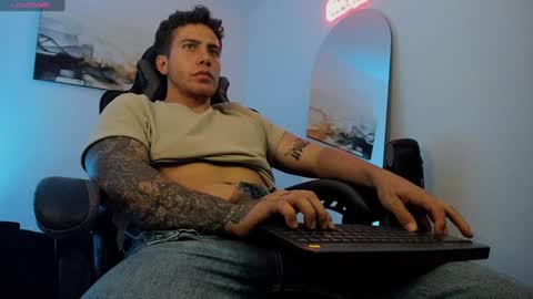 Lucian Sinclair online show from January 2025 12:55:02 AM