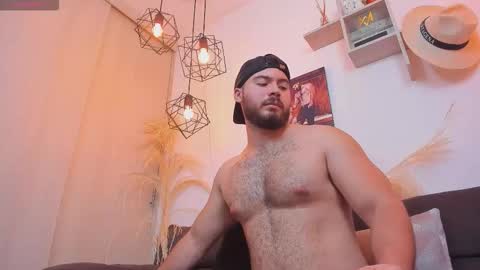 Snapshot of sebastianvilla__ chatting on March 2026 09:44:02 PM Instagram jeanpaulfit online show from March 2026 09:44:02 PM