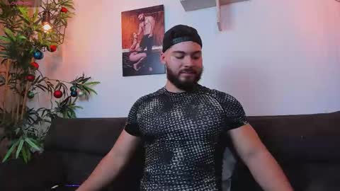 Snapshot of sebastianvilla__ chatting on March 2026 11:26:02 PM Instagram jeanpaulfit online show from March 2026 11:26:02 PM