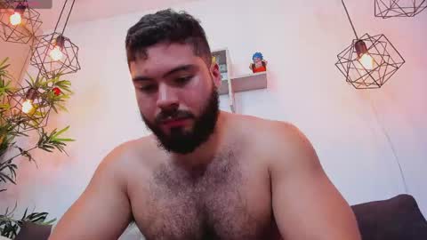 Snapshot of sebastianvilla__ chatting on April 2026 01:42:02 AM Instagram jeanpaulfit online show from April 2026 01:42:02 AM
