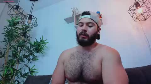 Snapshot of sebastianvilla__ chatting on May 2026 01:22:02 AM Instagram jeanpaulfit online show from May 2026 01:22:02 AM
