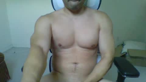 Snapshot of sebbohk chatting on December 2024 08:50:01 PM Sebbo online show from December 2024 08:50:01 PM