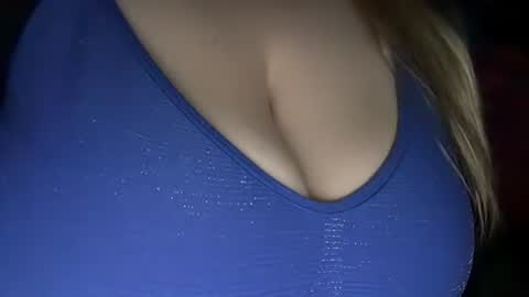 Sunny online show from May 2026 12:17:01 AM