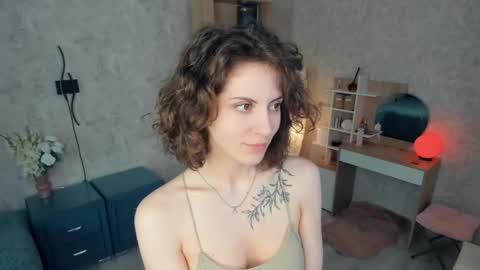 Mia online show from May 2026 07:13:02 AM