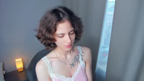 Mia online show from July 2026 05:32:01 AM