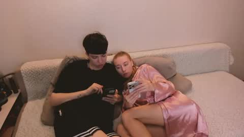 Amanda and  pair in a real life we love each other but can play with you online show from May 2026 05:40:02 PM