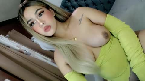 Chloe online show from December 2024 08:48:02 AM