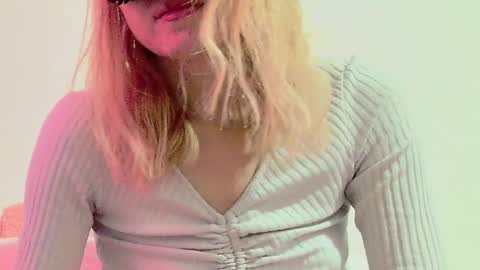 Snapshot of secretanni chatting on December 2024 10:41:01 AM Anni online show from December 2024 10:41:01 AM