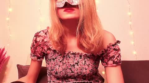 Snapshot of secretanni chatting on January 2025 02:46:01 PM Anni online show from January 2025 02:46:01 PM