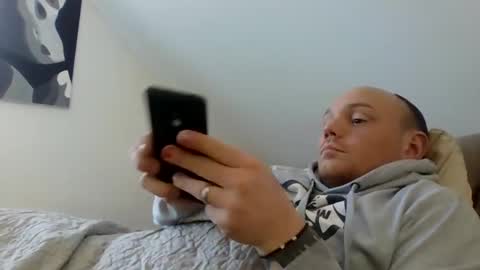 Snapshot of secretcplg chatting on February 2025 01:32:01 PM Simon online show from February 2025 01:32:01 PM