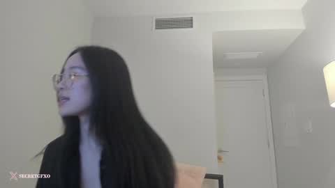 Snapshot of secretgirlfriendxo chatting on January 2025 10:34:02 AM Angela online show from January 2025 10:34:02 AM