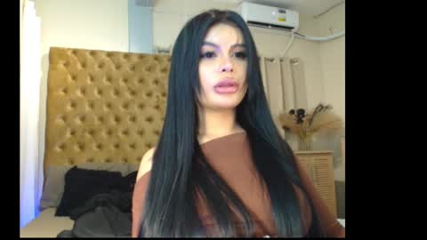 Snapshot of secrets_bae chatting on December 2024 06:39:02 PM secrets_bae online show from December 2024 06:39:02 PM