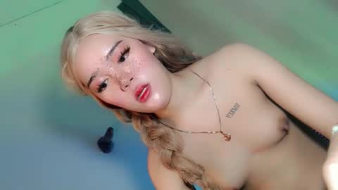 Snapshot of seducing_angela chatting on November 2025 12:13:02 AM seducing_angela online show from November 2025 12:13:02 AM