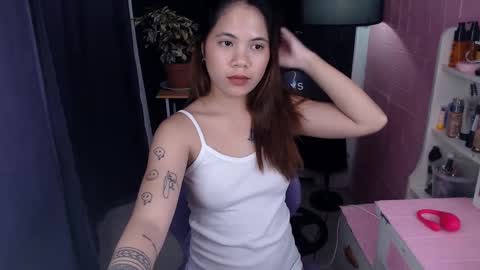 Snapshot of seductive_jhanna chatting on February 2025 01:40:01 PM seductive_jhanna online show from February 2025 01:40:01 PM