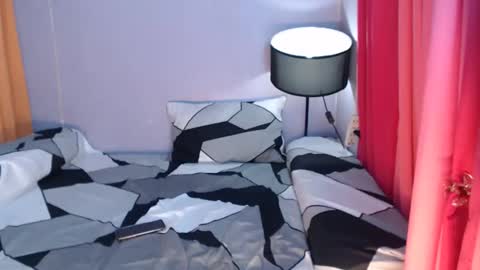 Snapshot of seductive_jhanna chatting on September 2025 06:07:01 PM seductive_jhanna online show from September 2025 06:07:01 PM