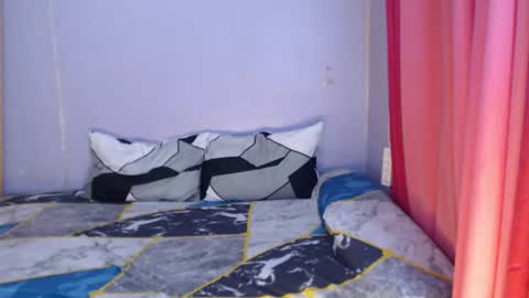 Snapshot of seductive_jhanna chatting on October 2025 07:47:01 PM seductive_jhanna online show from October 2025 07:47:01 PM