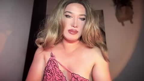 Snapshot of seductive_lusty chatting on July 2026 12:04:02 AM call me majesty online show from July 2026 12:04:02 AM