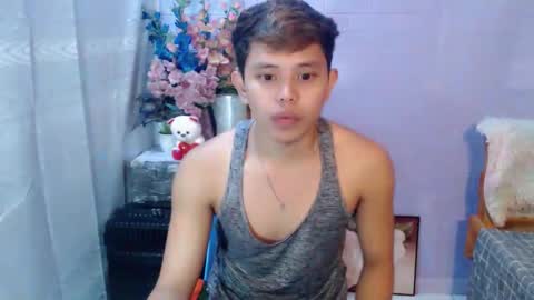 Snapshot of seductive_maxxx chatting on May 2026 11:12:03 PM Max online show from May 2026 11:12:03 PM