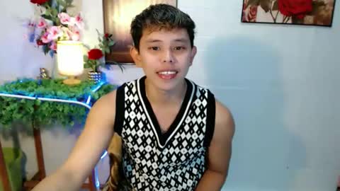 Snapshot of seductive_maxxx chatting on May 2026 04:08:02 AM Max online show from May 2026 04:08:02 AM