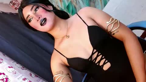 Snapshot of seductive_scarllete chatting on December 2025 05:57:02 AM SCARLETTE online show from December 2025 05:57:02 AM