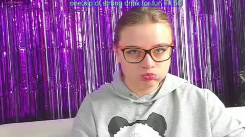 seductive_she_wolf online show from December 2024 12:21:02 AM