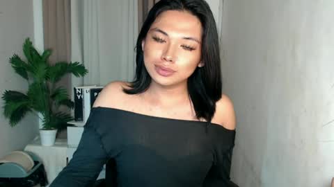 Snapshot of seductivedeluxe69 chatting on July 2026 08:56:02 AM Deluxe online show from July 2026 08:56:02 AM