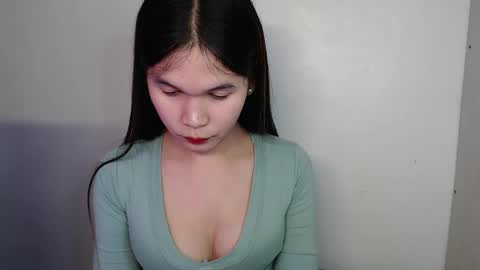 Snapshot of seductivemegoftheworld_ chatting on December 2024 10:45:02 AM MEG online show from December 2024 10:45:02 AM