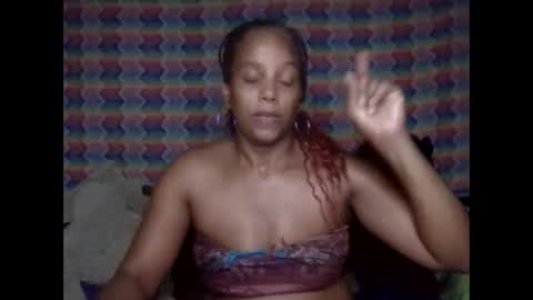 Snapshot of seductressgem chatting on February 2026 06:24:01 AM SeductressGem online show from February 2026 06:24:01 AM