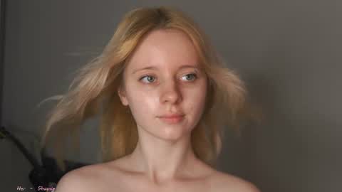 See Its honey bunny  im Lana online show from July 2026 04:39:33 PM