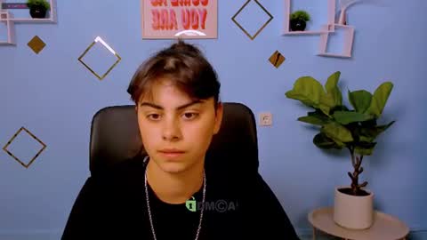 selena  online show from July 2026 06:37:02 PM