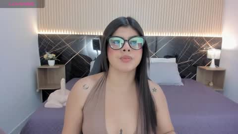 Selena online show from February 2026 02:27:01 AM