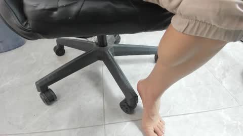 selena roberts online show from October 2025 02:51:01 PM