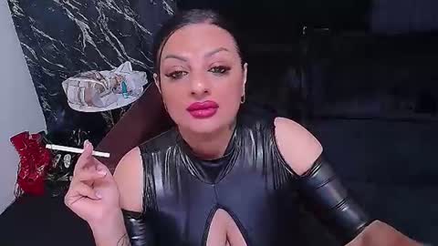 Selene online show from July 2026 03:41:02 AM