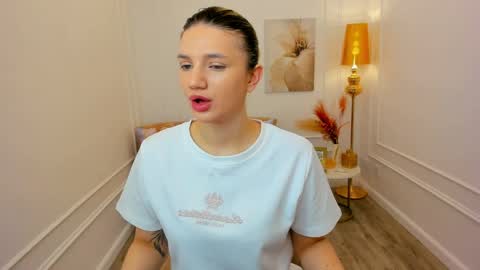 Snapshot of selenaemoore chatting on April 2026 03:26:01 AM selenaemoore online show from April 2026 03:26:01 AM