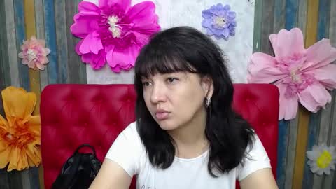 SelenaFly online show from September 2025 05:20:01 AM