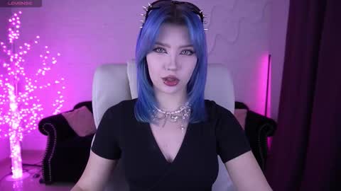 selenairis online show from February 2026 06:51:01 AM