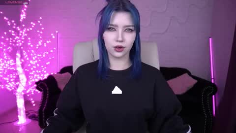 selenairis online show from March 2026 10:38:01 PM