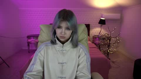 selenairis online show from April 2026 01:36:01 AM