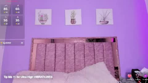 selene_cute05 online show from May 2026 11:23:04 PM