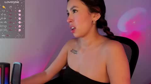 Snapshot of selene_e chatting on December 2024 02:13:01 AM Karol. online show from December 2024 02:13:01 AM