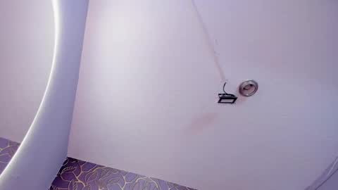 Selene online show from February 2025 02:08:01 AM